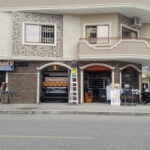 AF1QipNcp5xavg1FXKvmbG91hzUBuwIS9lKeQf if75 w426 h240 k no